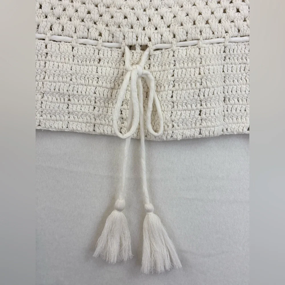 FREE PEOPLE Megan Crochet Cropped‎ Top Knit Cream Open Back Long Sleeve Medium